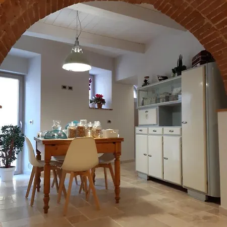 Alojamento de Acomodação e Pequeno-almoço A Casa Di Biagio 4*